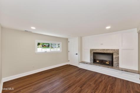 24 James Drive Loudonville NY 12211