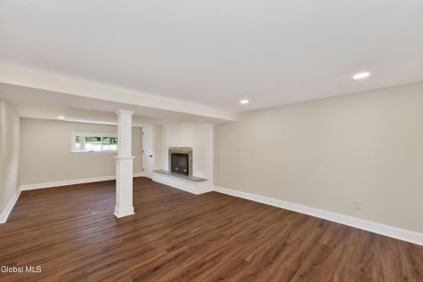 24 James Drive Loudonville NY 12211
