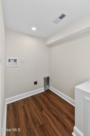 24 James Drive Loudonville NY 12211