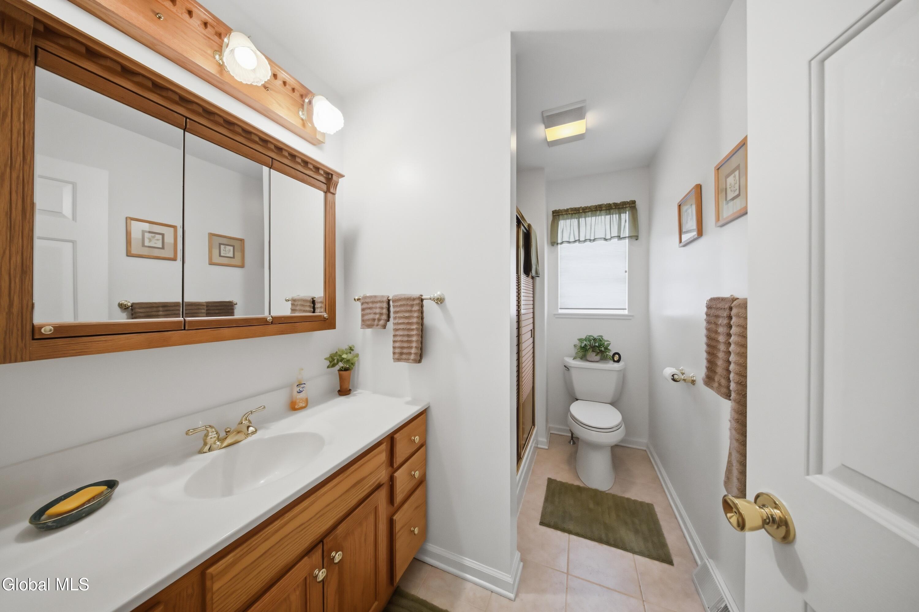 37 Oliver Street Colonie NY 12205