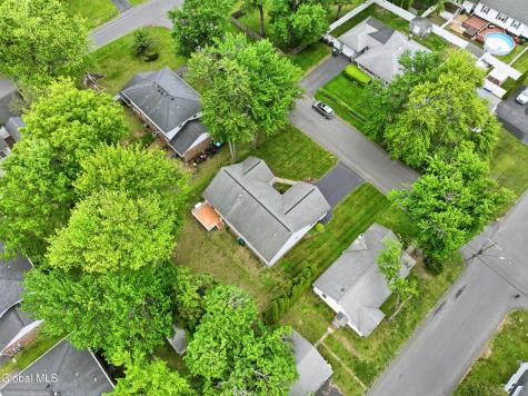 37 Oliver Street Colonie NY 12205
