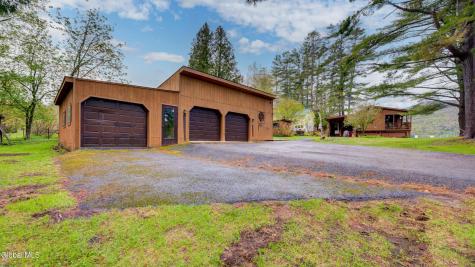 111 Algonquin Drive Wells NY 12190