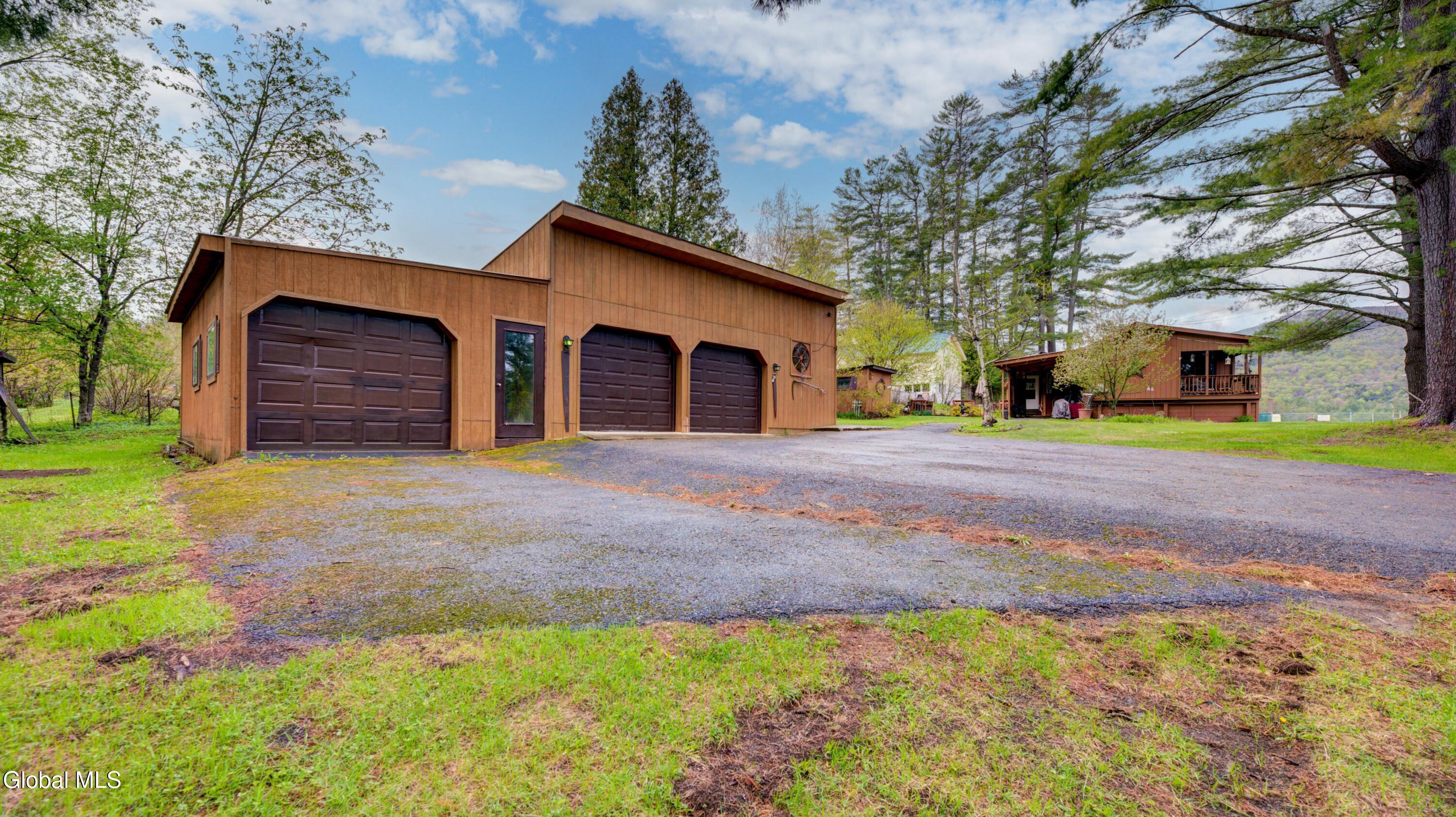 111 Algonquin Drive Wells NY 12190