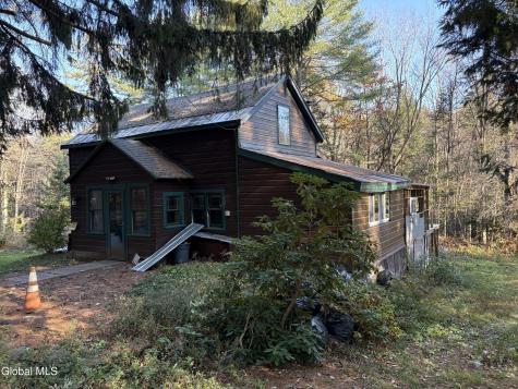260 Barlow Road Gloversville NY 12078