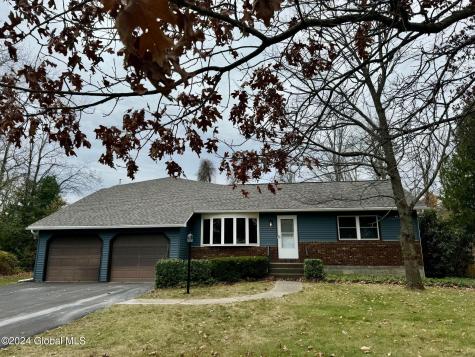 107 Stafford Lane Schenectady NY 12309