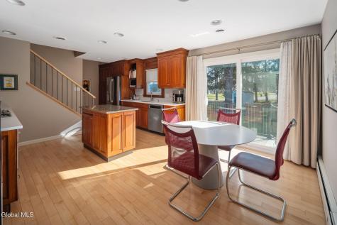 23 Continental Road Schenectady NY 12306