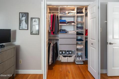 23 Continental Road Schenectady NY 12306