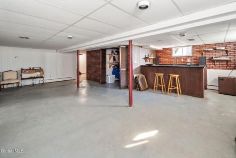 23 Continental Road Schenectady NY 12306