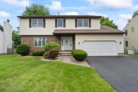 23 Berkshire Drive Albany NY 12205