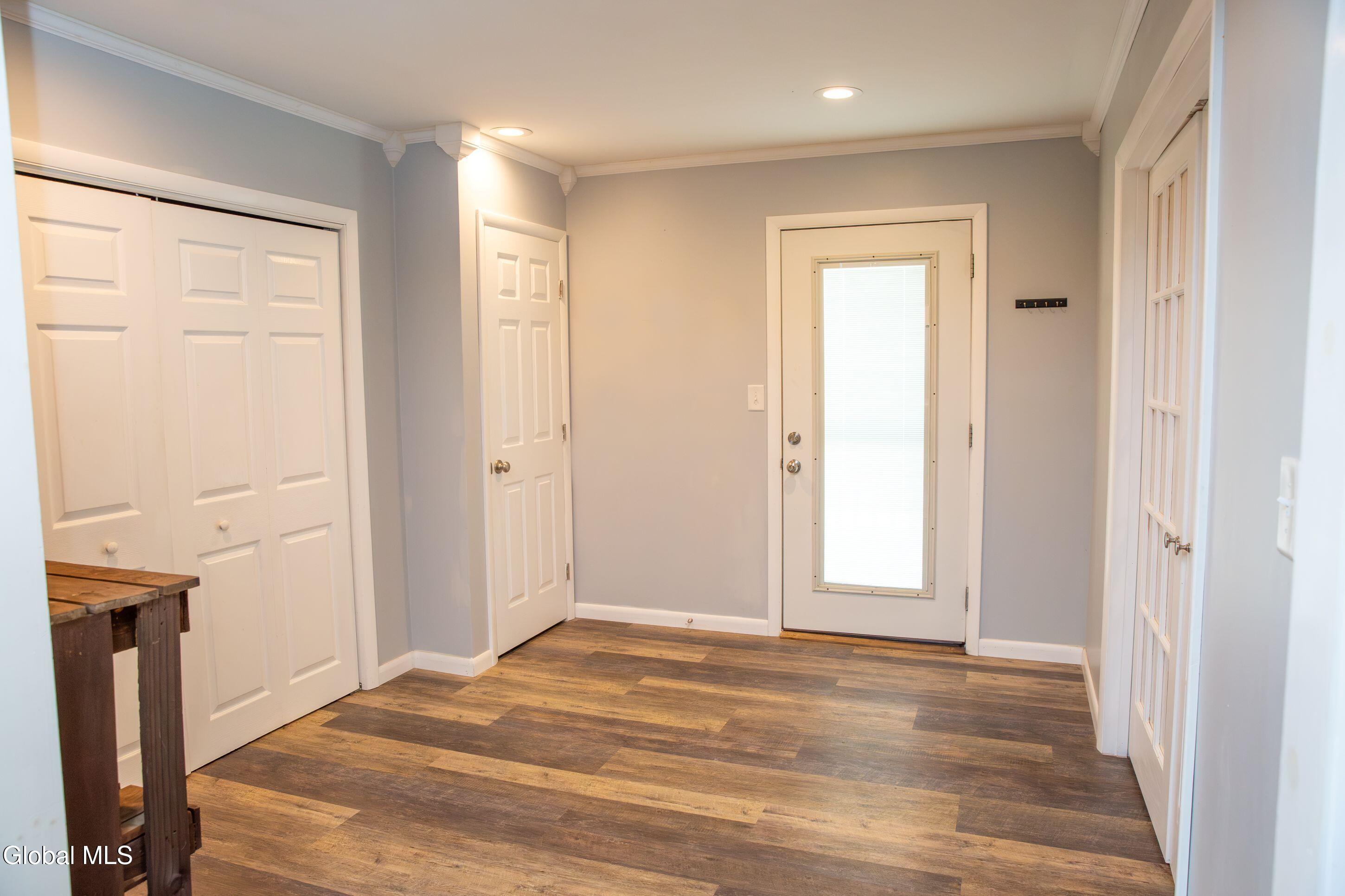 4 Amelia Drive Colonie NY 12309