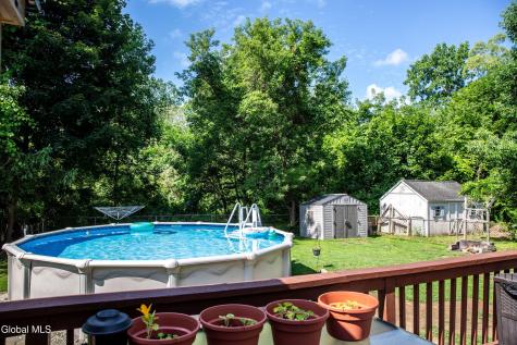 4 Amelia Drive Colonie NY 12309