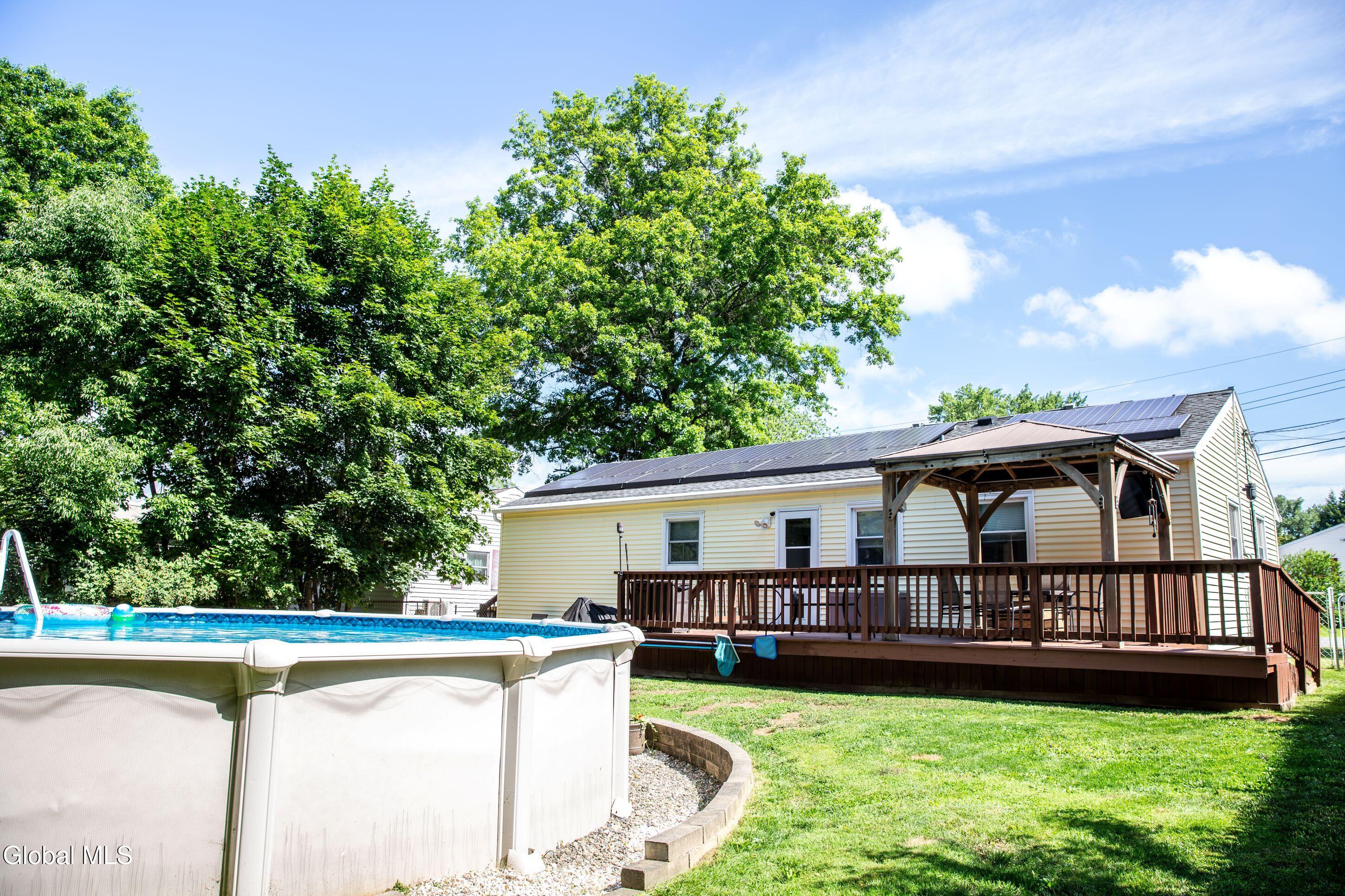 4 Amelia Drive Colonie NY 12309