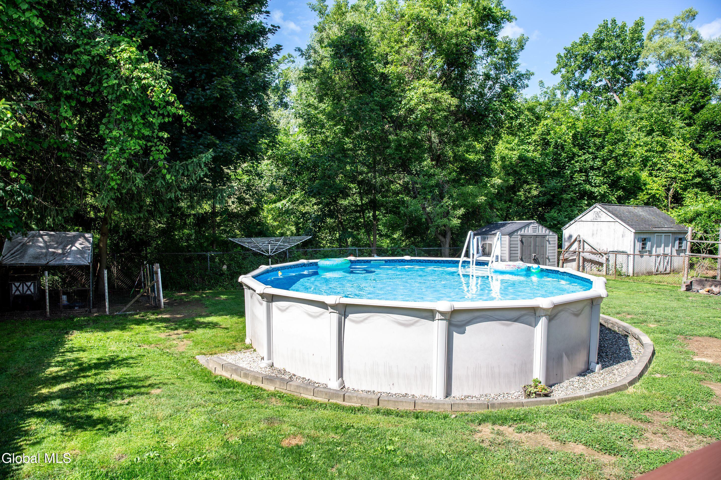 4 Amelia Drive Colonie NY 12309
