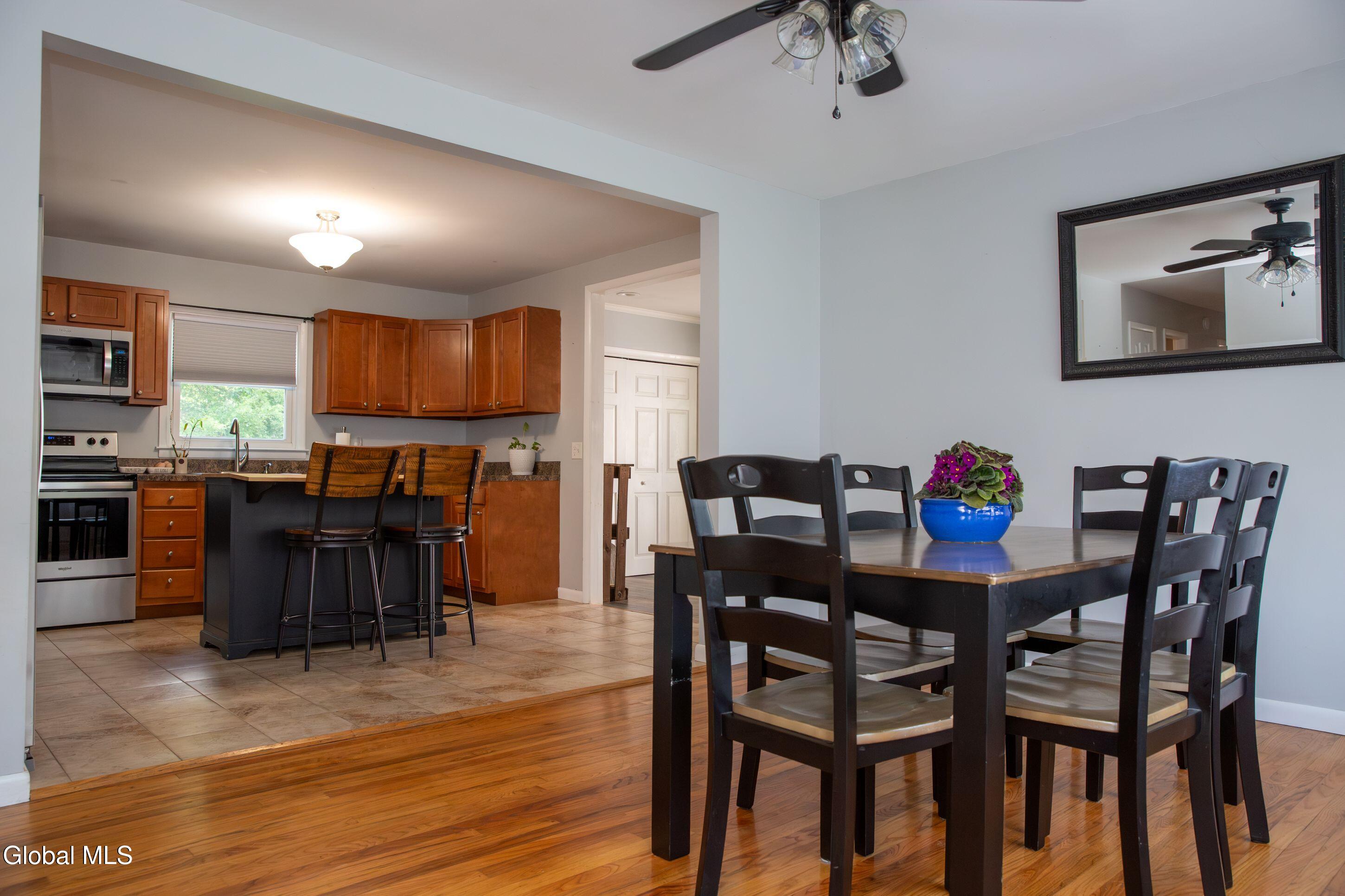 4 Amelia Drive Colonie NY 12309