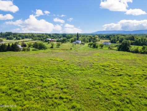 2227 W Old State Road Altamont NY 12009