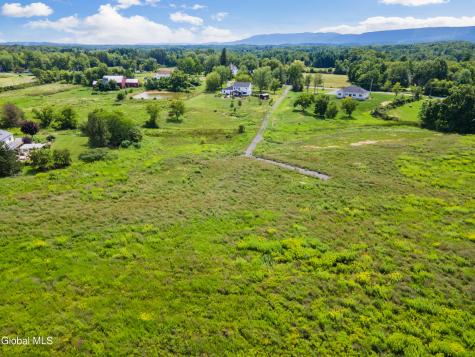 2227 W Old State Road Altamont NY 12009
