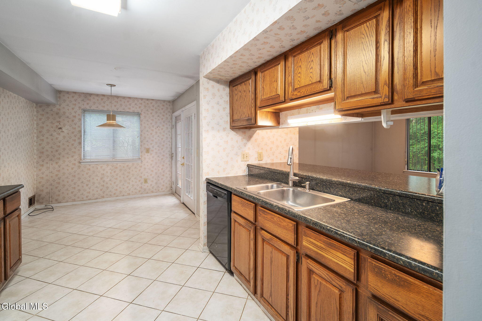64 Algonquin Road Clifton Park NY 12065