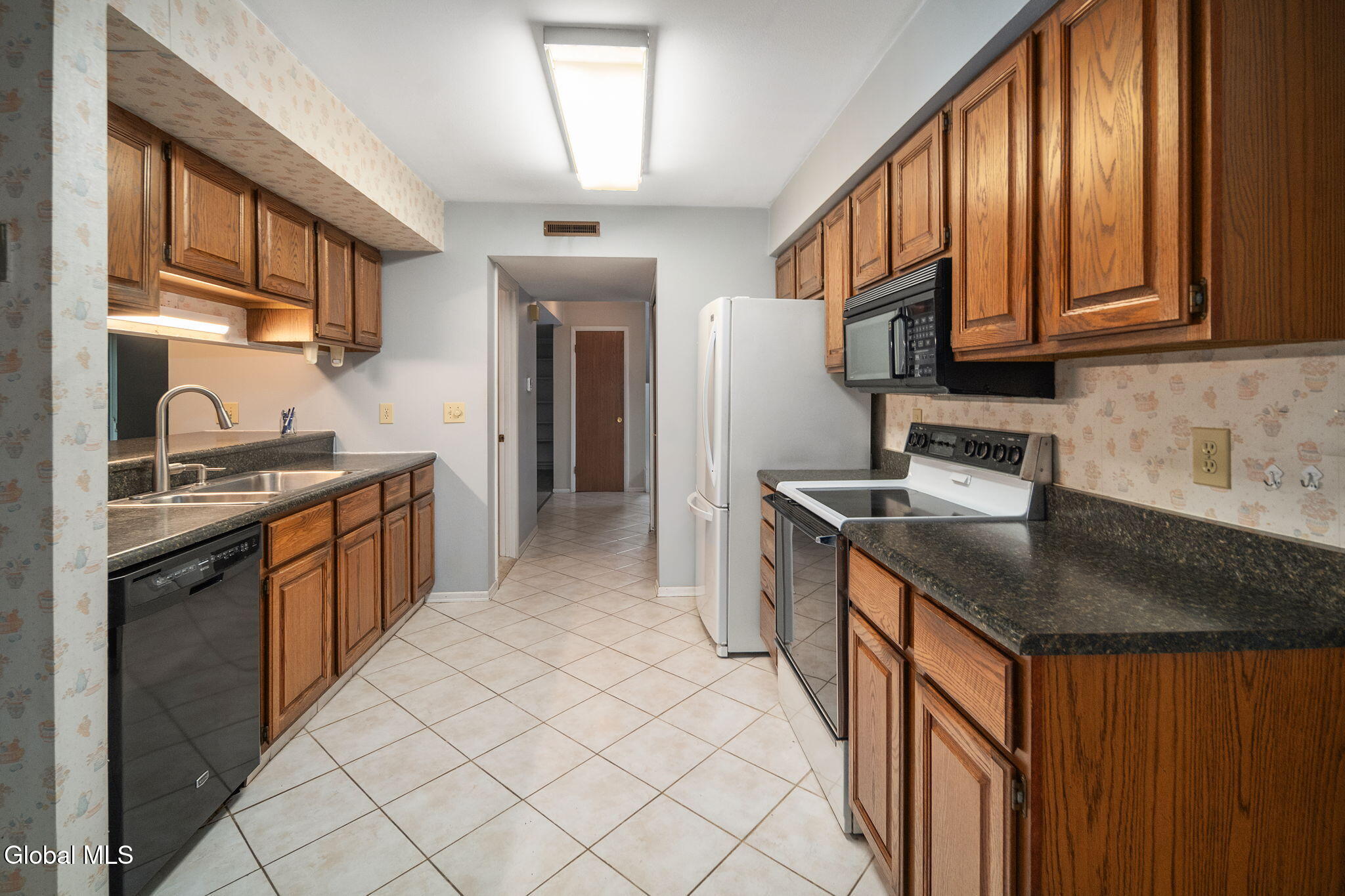 64 Algonquin Road Clifton Park NY 12065