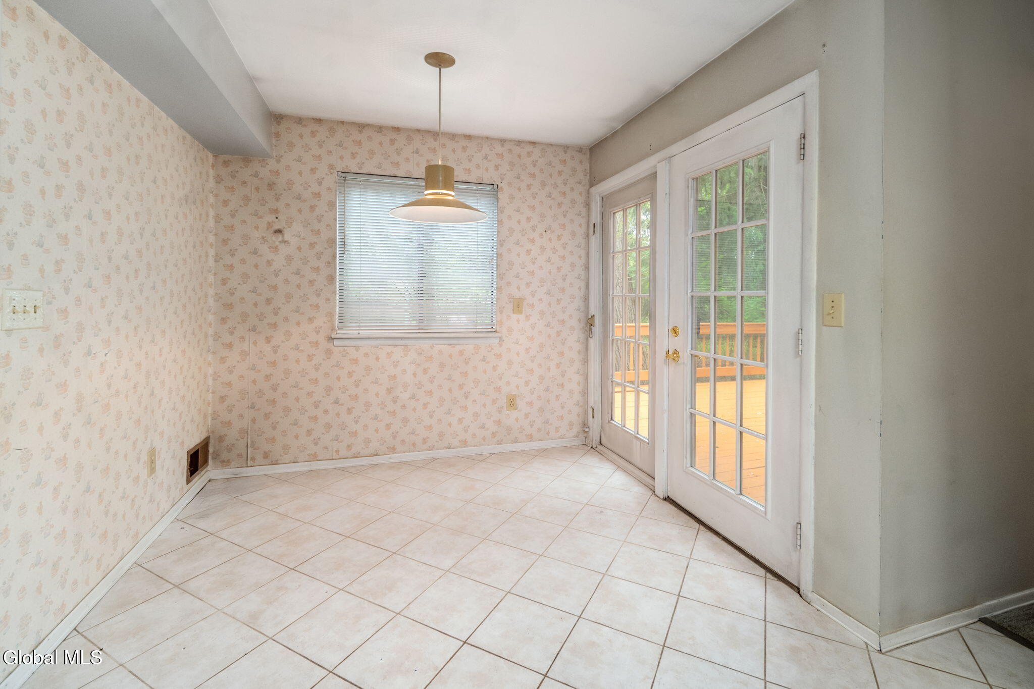 64 Algonquin Road Clifton Park NY 12065