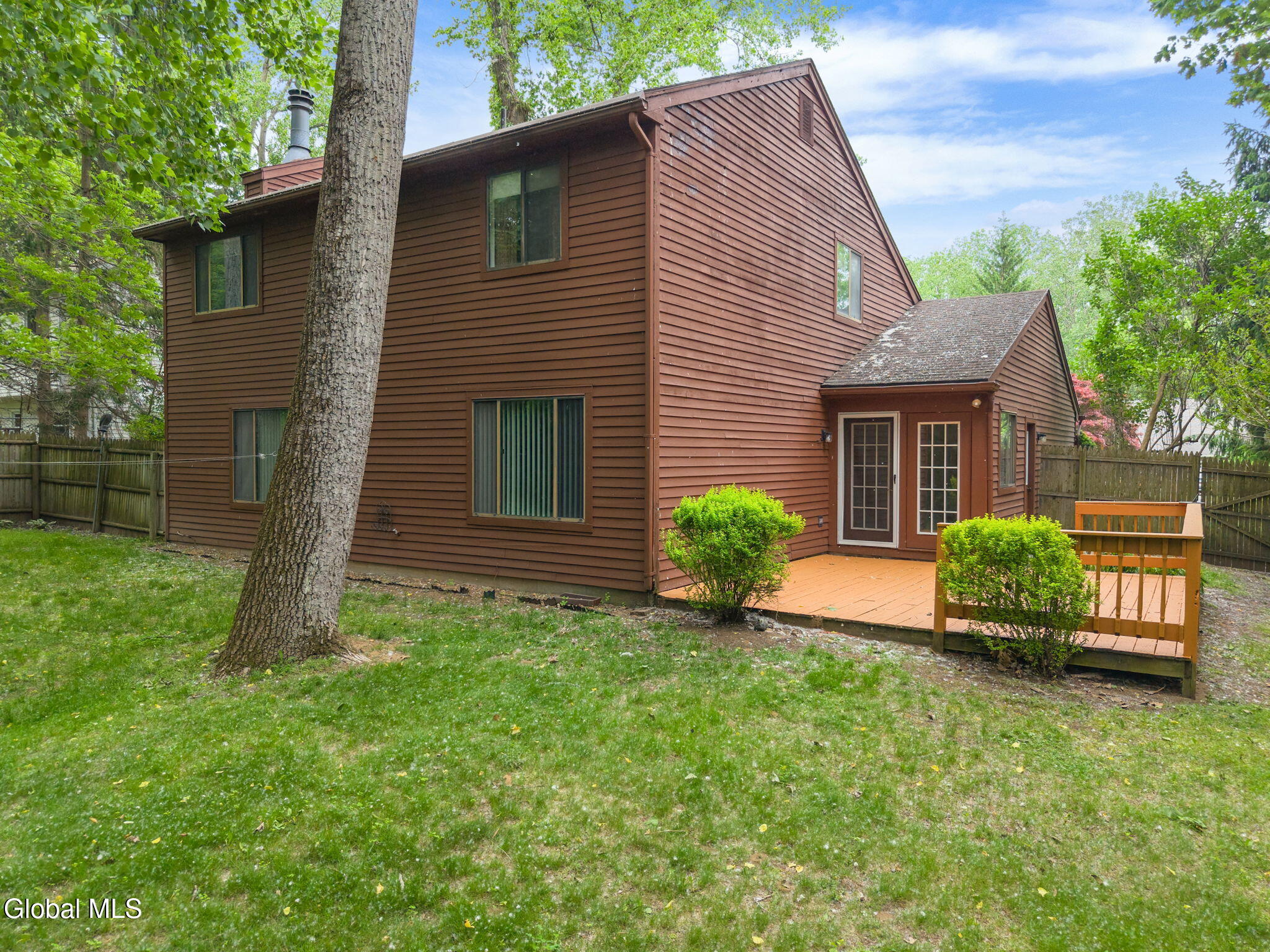 64 Algonquin Road Clifton Park NY 12065