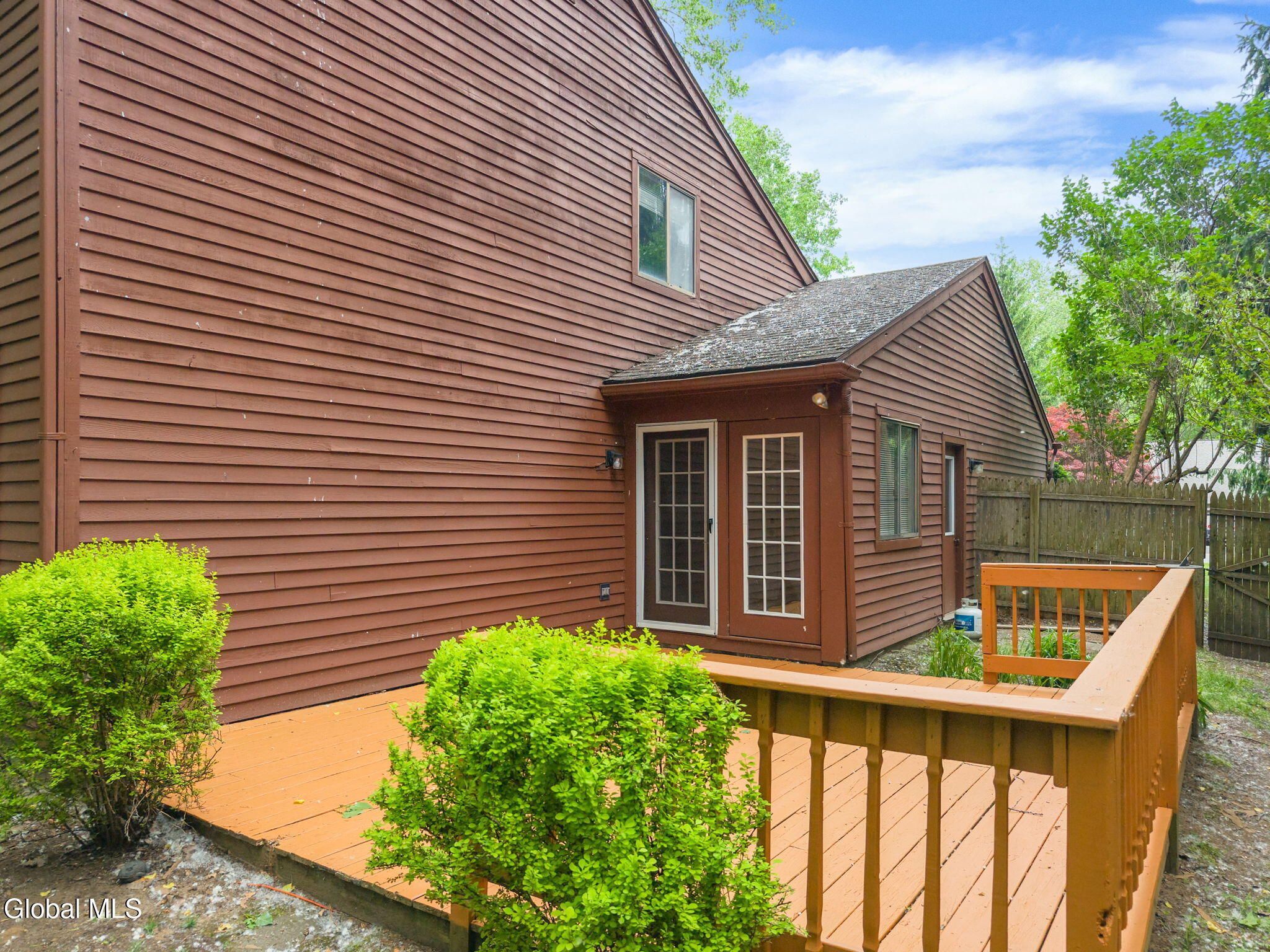 64 Algonquin Road Clifton Park NY 12065