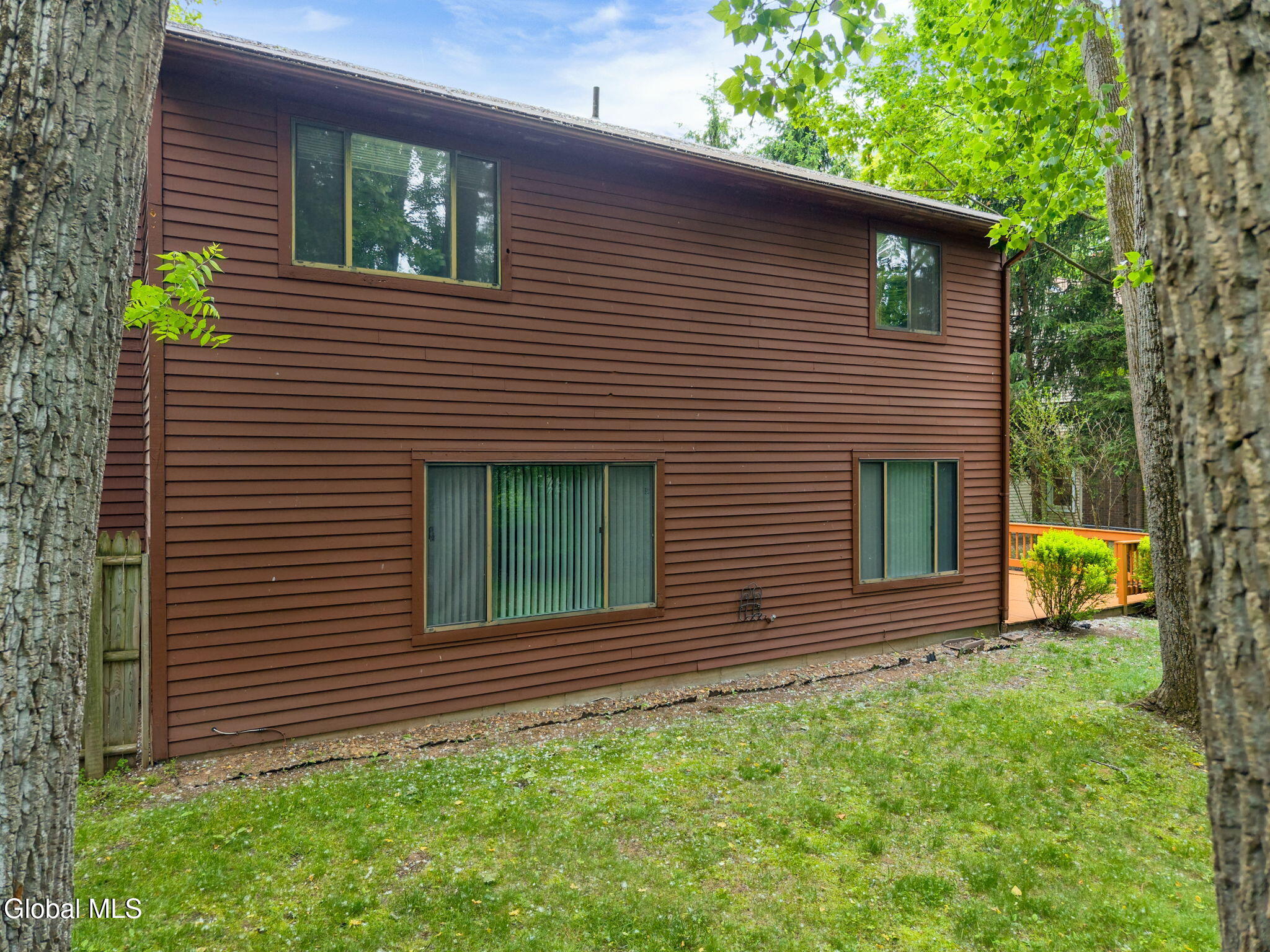 64 Algonquin Road Clifton Park NY 12065