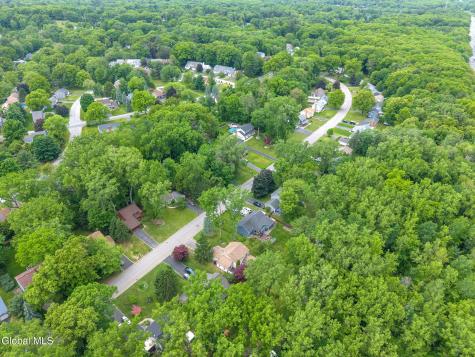 64 Algonquin Road Clifton Park NY 12065