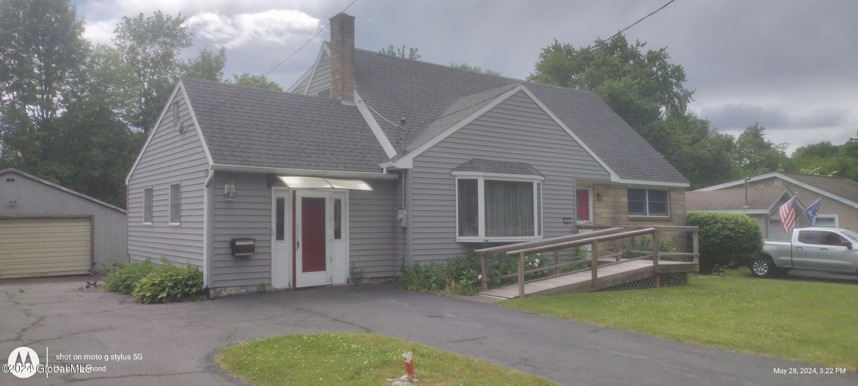 18 Rugby Road East Greenbush NY 12061