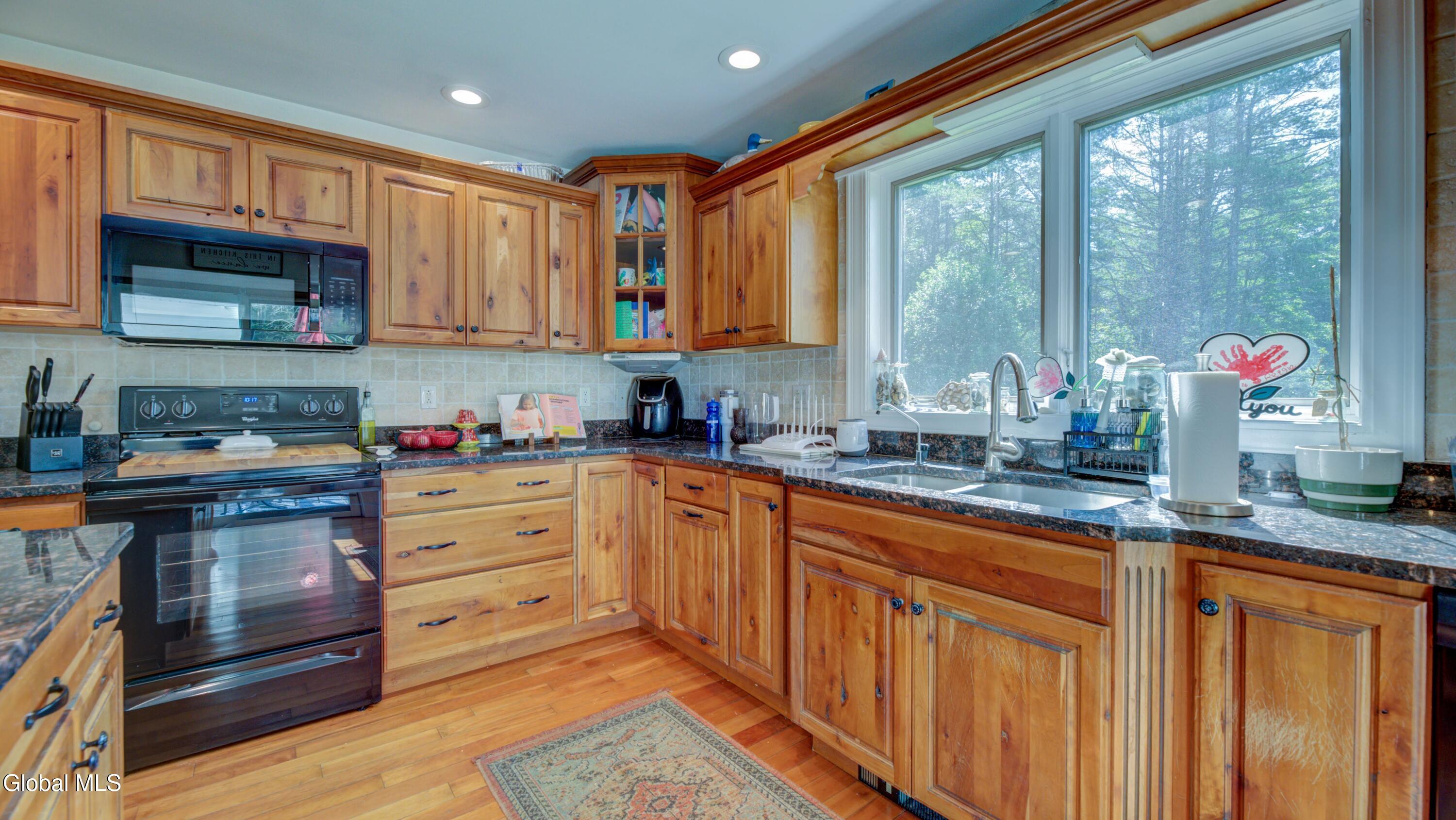 116 Union Mills Road Broadalbin NY 12025
