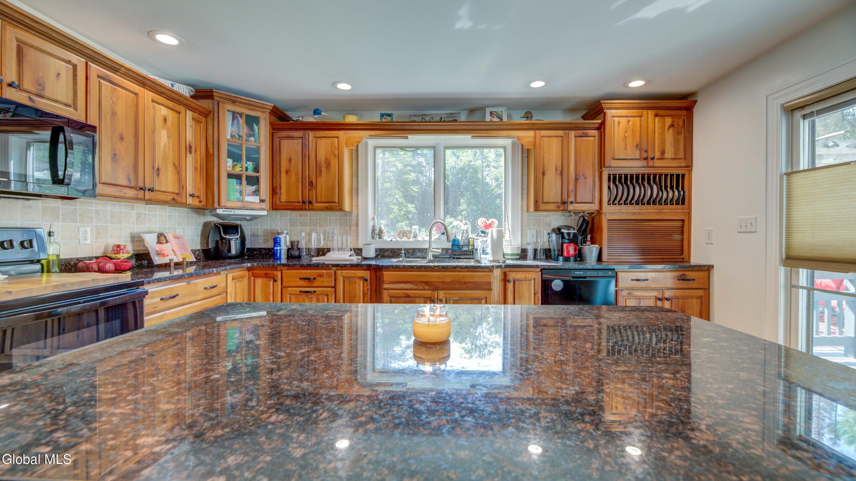 116 Union Mills Road Broadalbin NY 12025