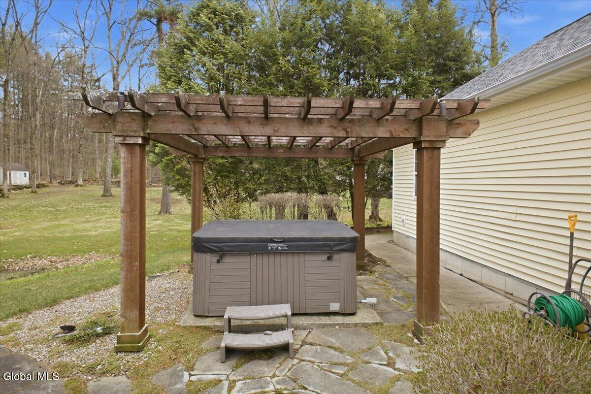 518 Acland Boulevard Ballston Spa NY 12020