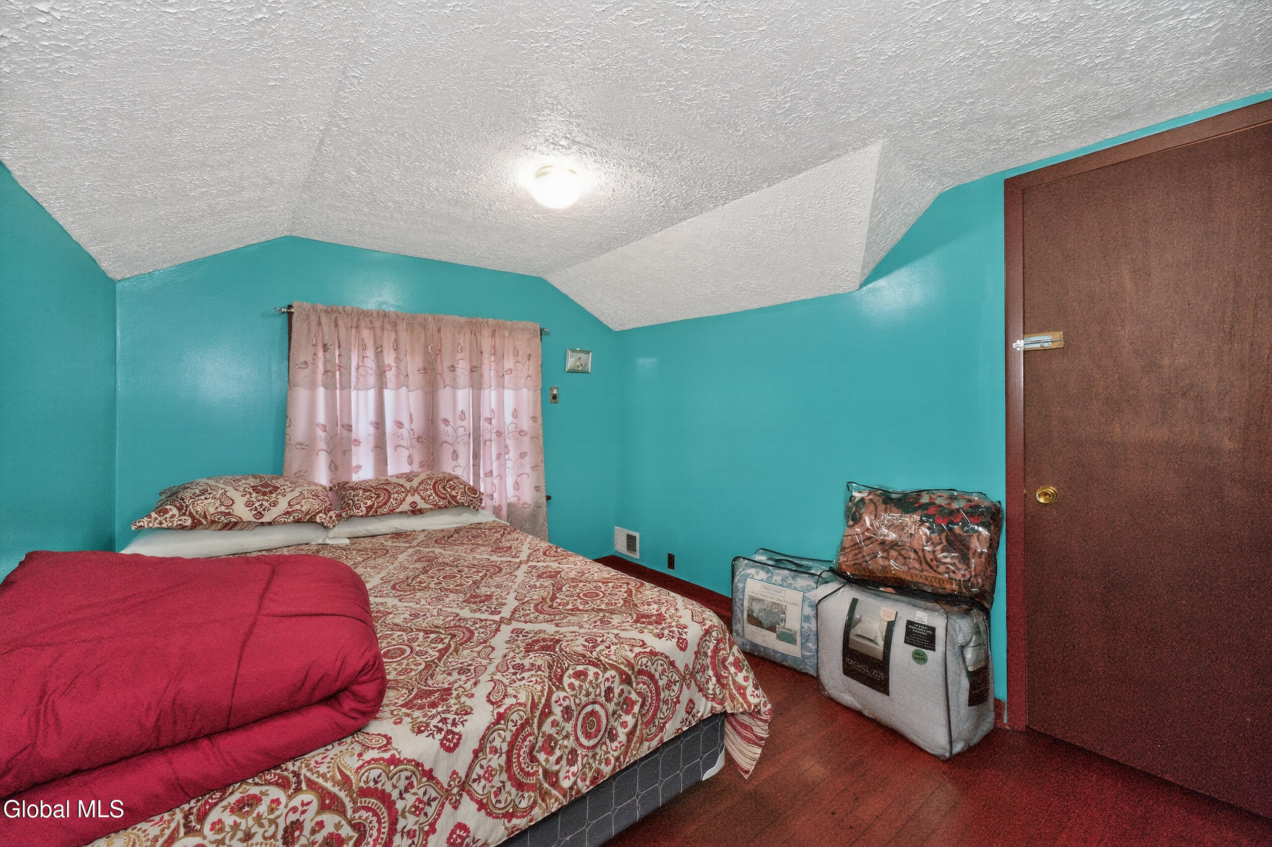 1064 Lexington Avenue Schenectady NY 12309