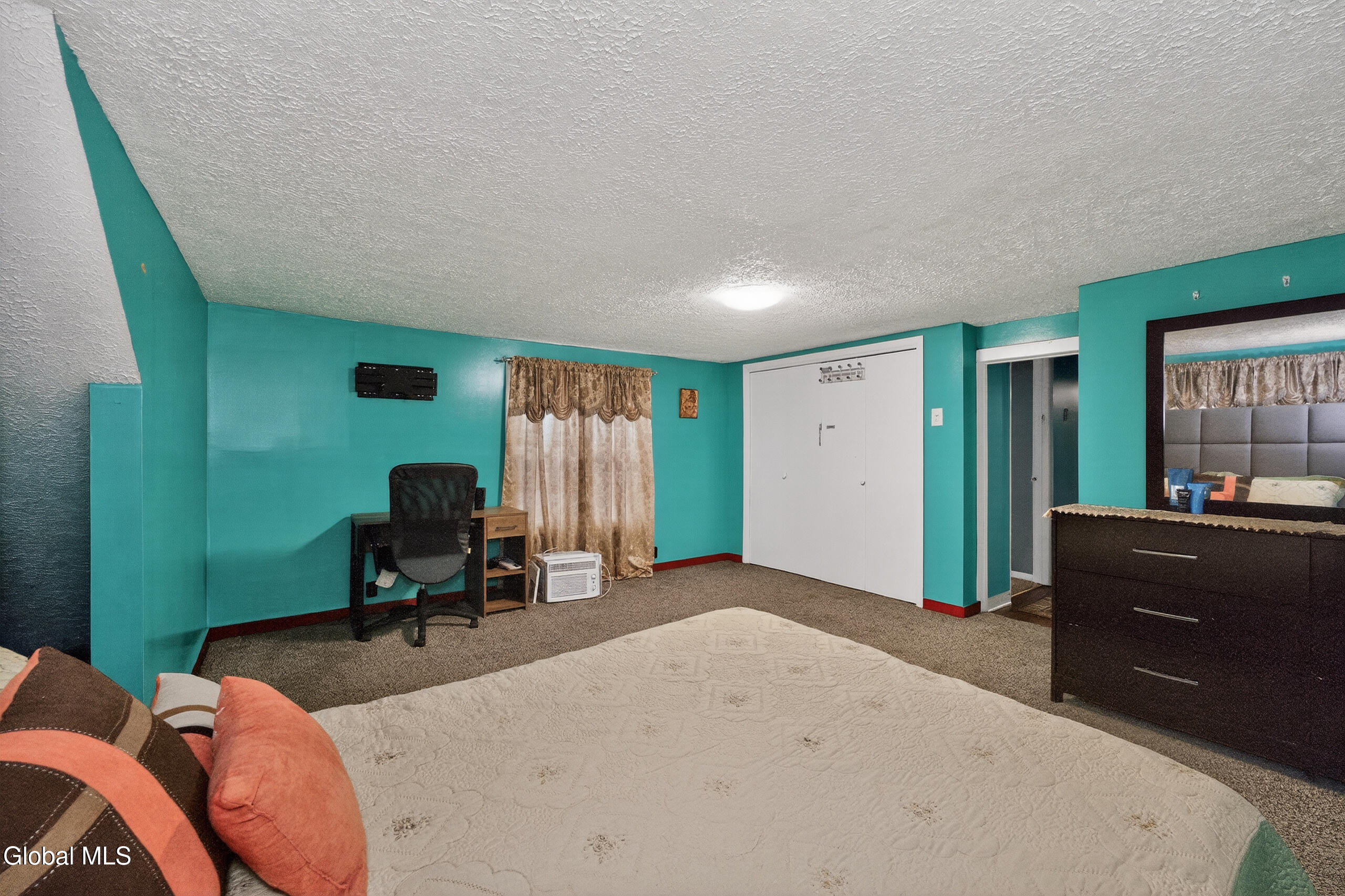 1064 Lexington Avenue Schenectady NY 12309