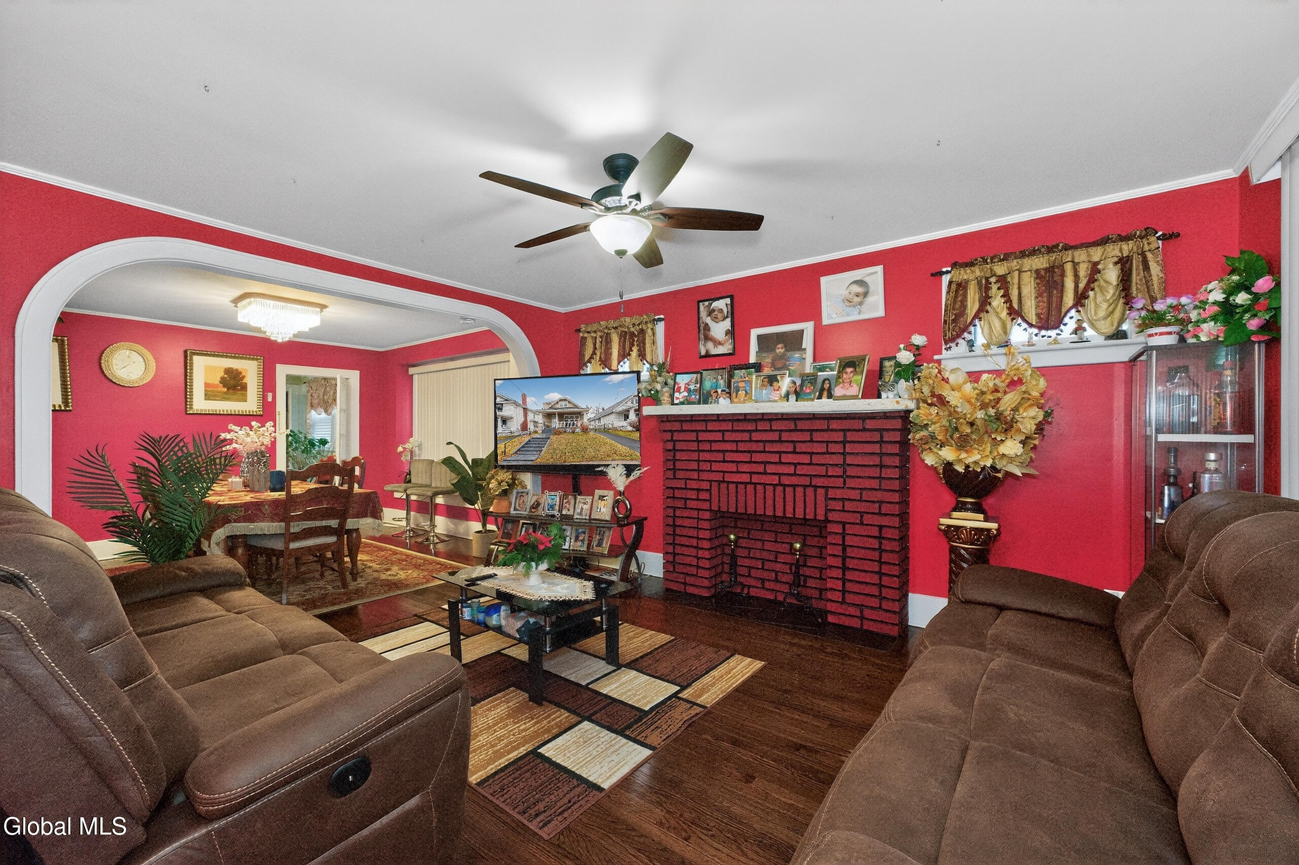 1064 Lexington Avenue Schenectady NY 12309