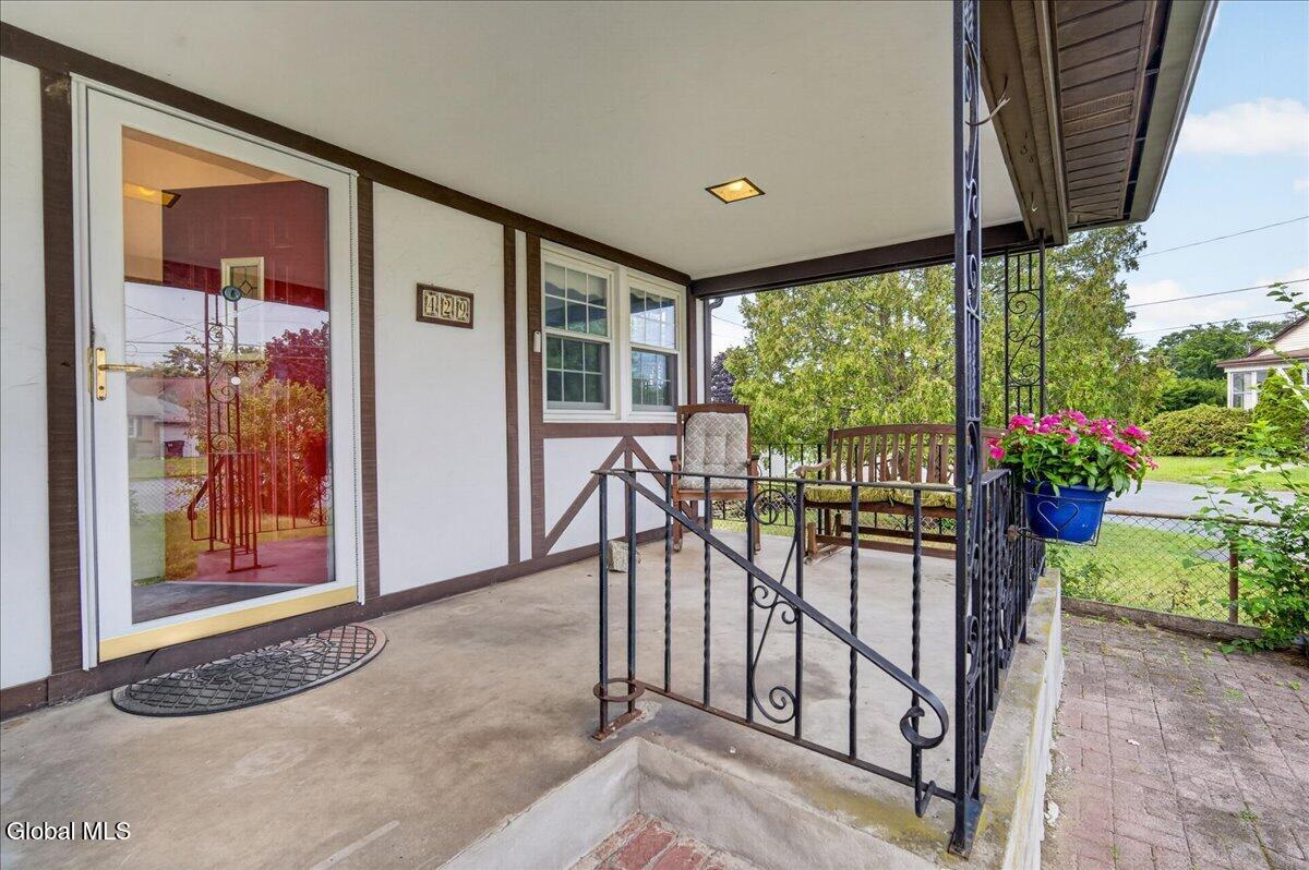 429 Delaware Avenue Schenectady NY 12306