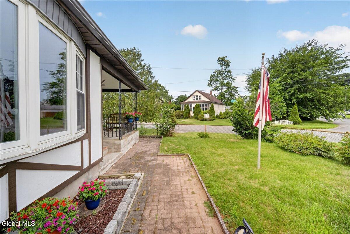 429 Delaware Avenue Schenectady NY 12306