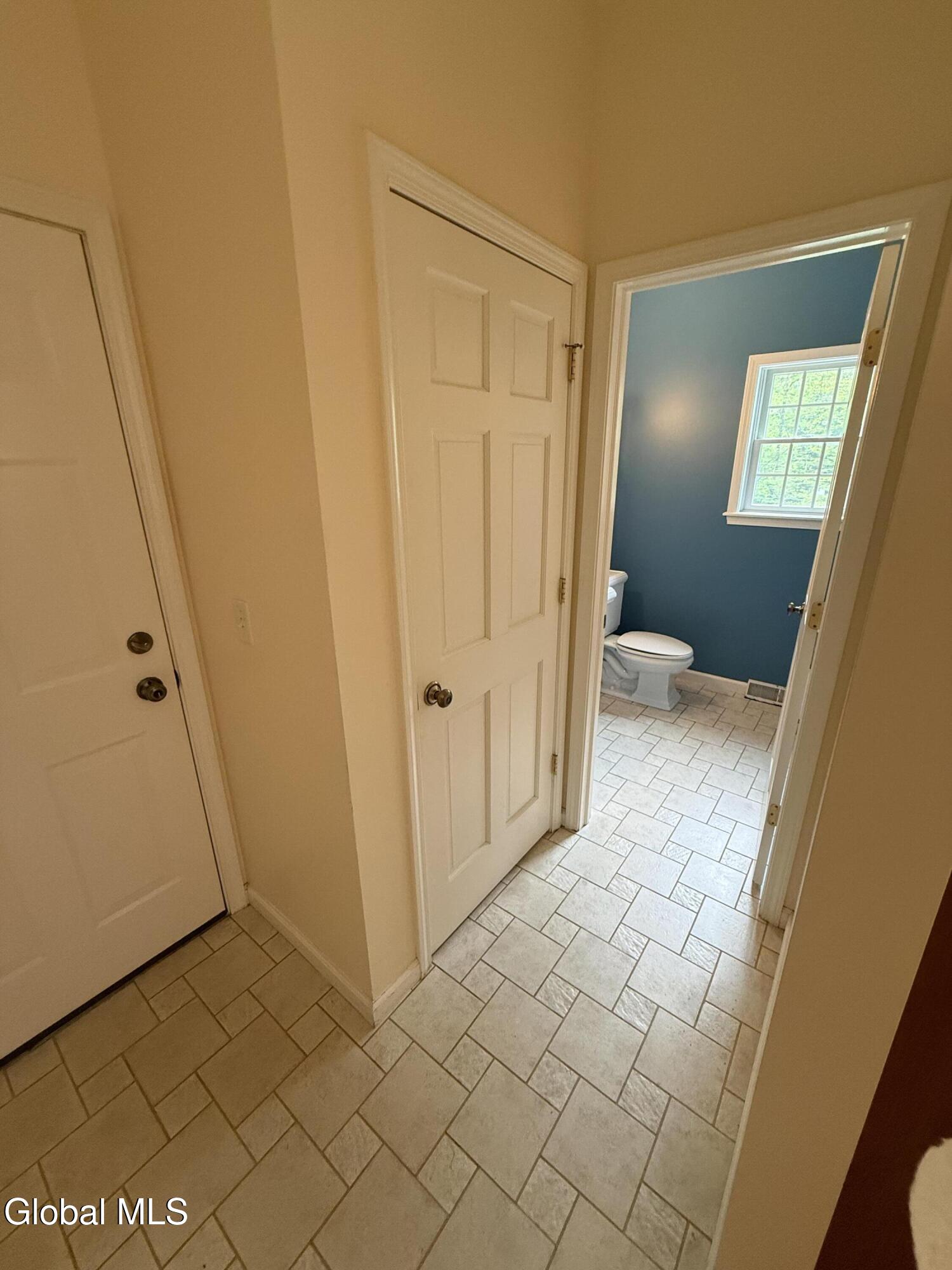 2 Marie Heights West Sand Lake NY 12196