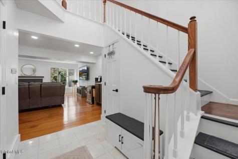 15 Constitution Drive Glenmont NY 12077