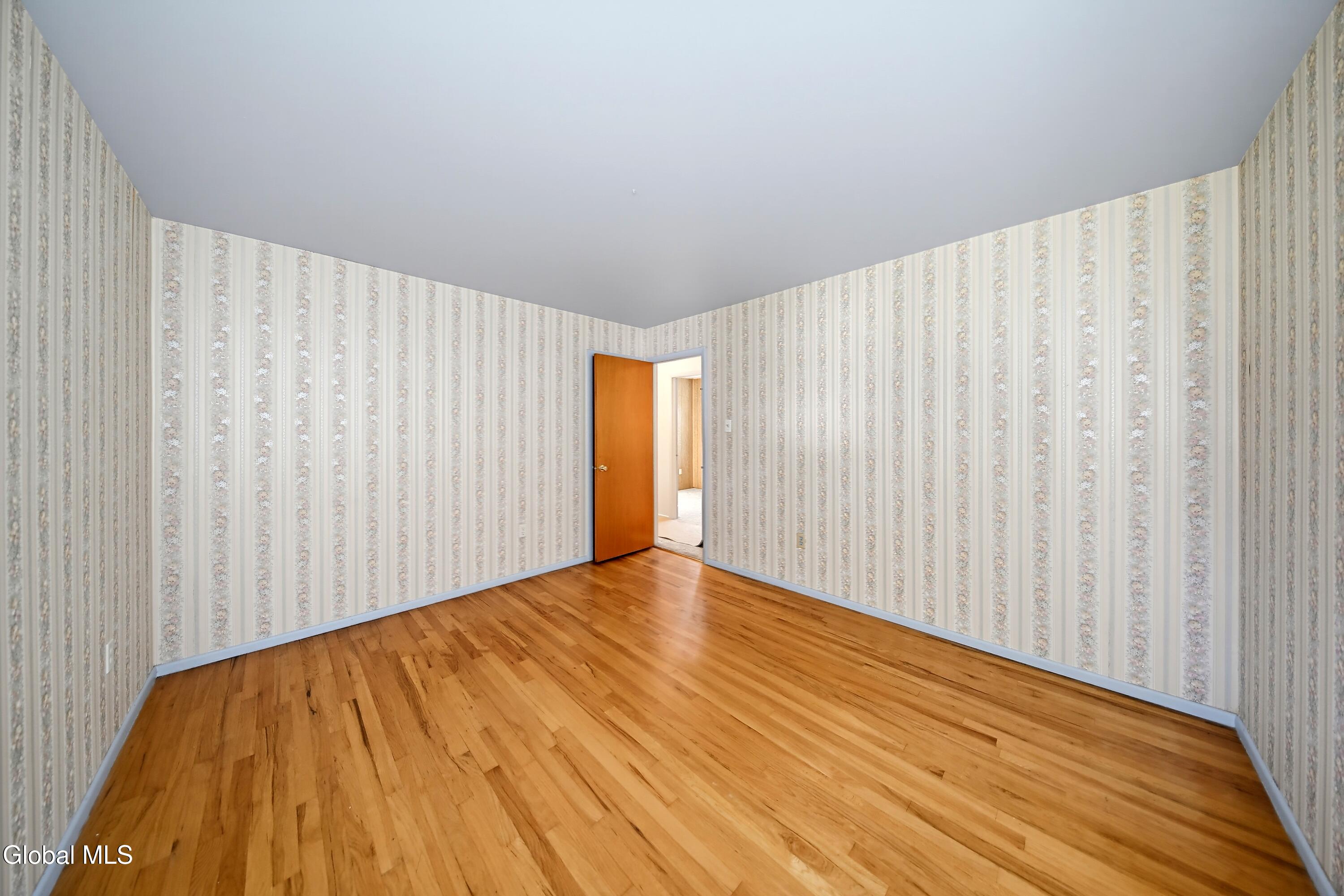 11 Amelia Drive Schenectady NY 12309