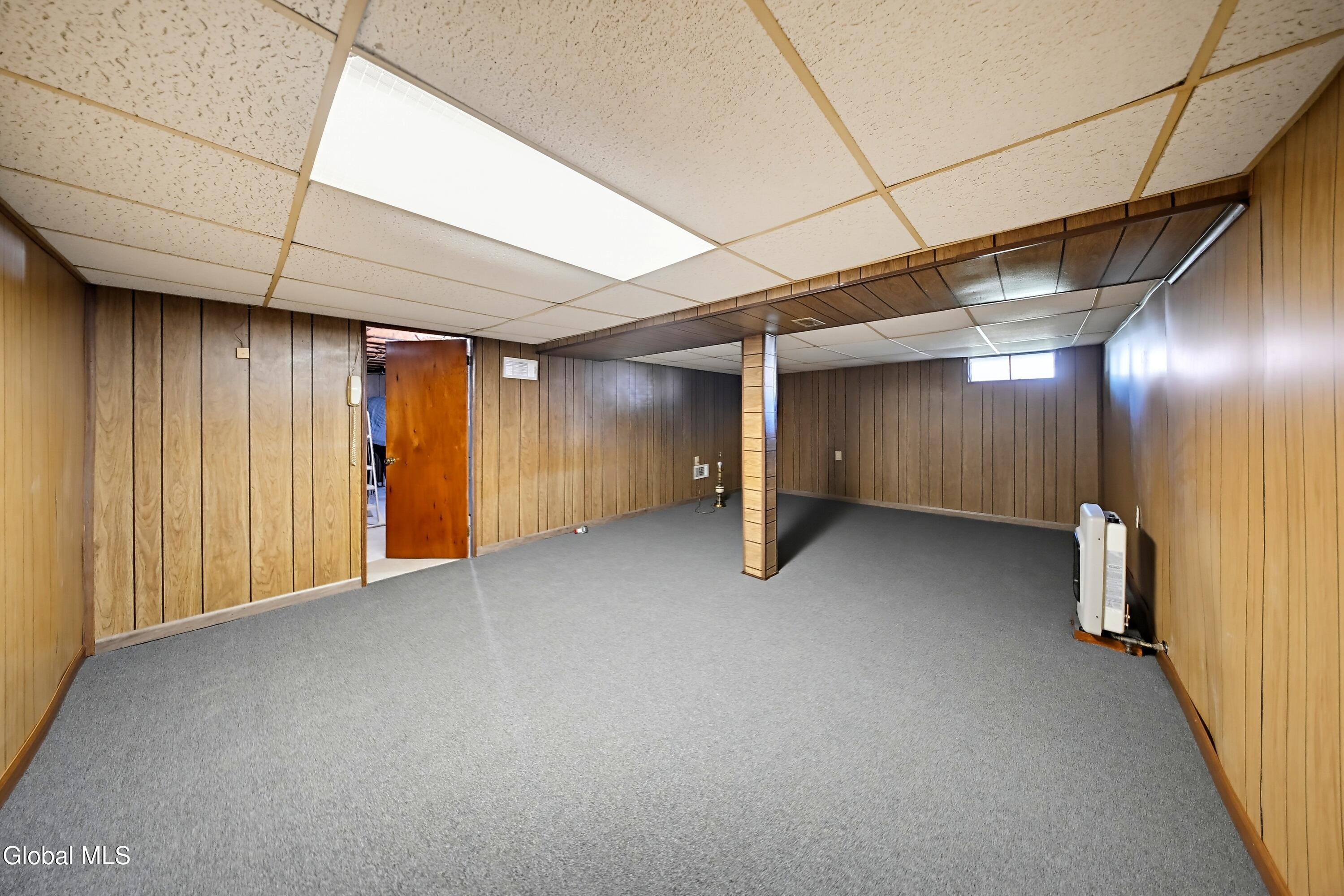 11 Amelia Drive Schenectady NY 12309
