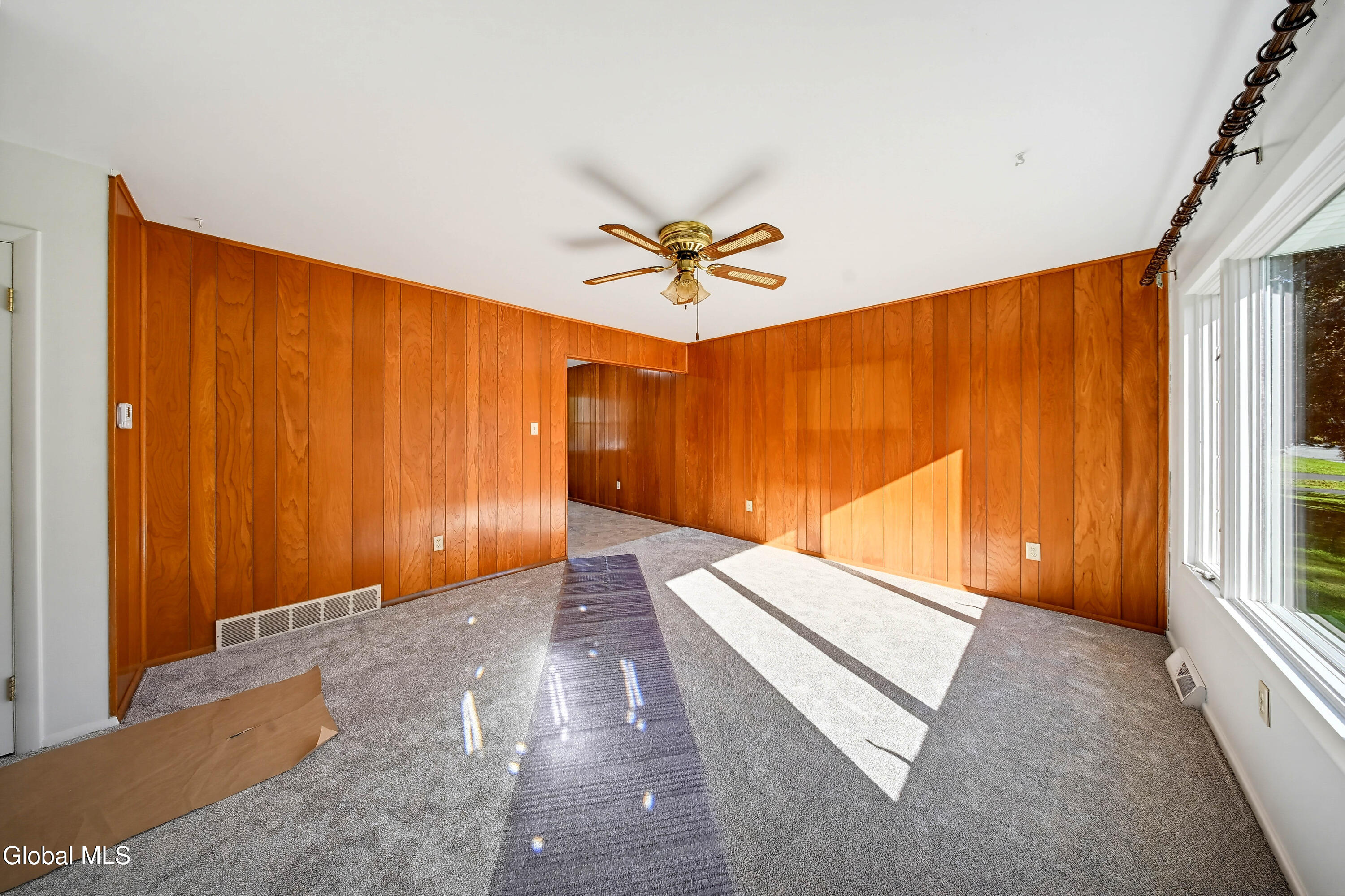11 Amelia Drive Schenectady NY 12309