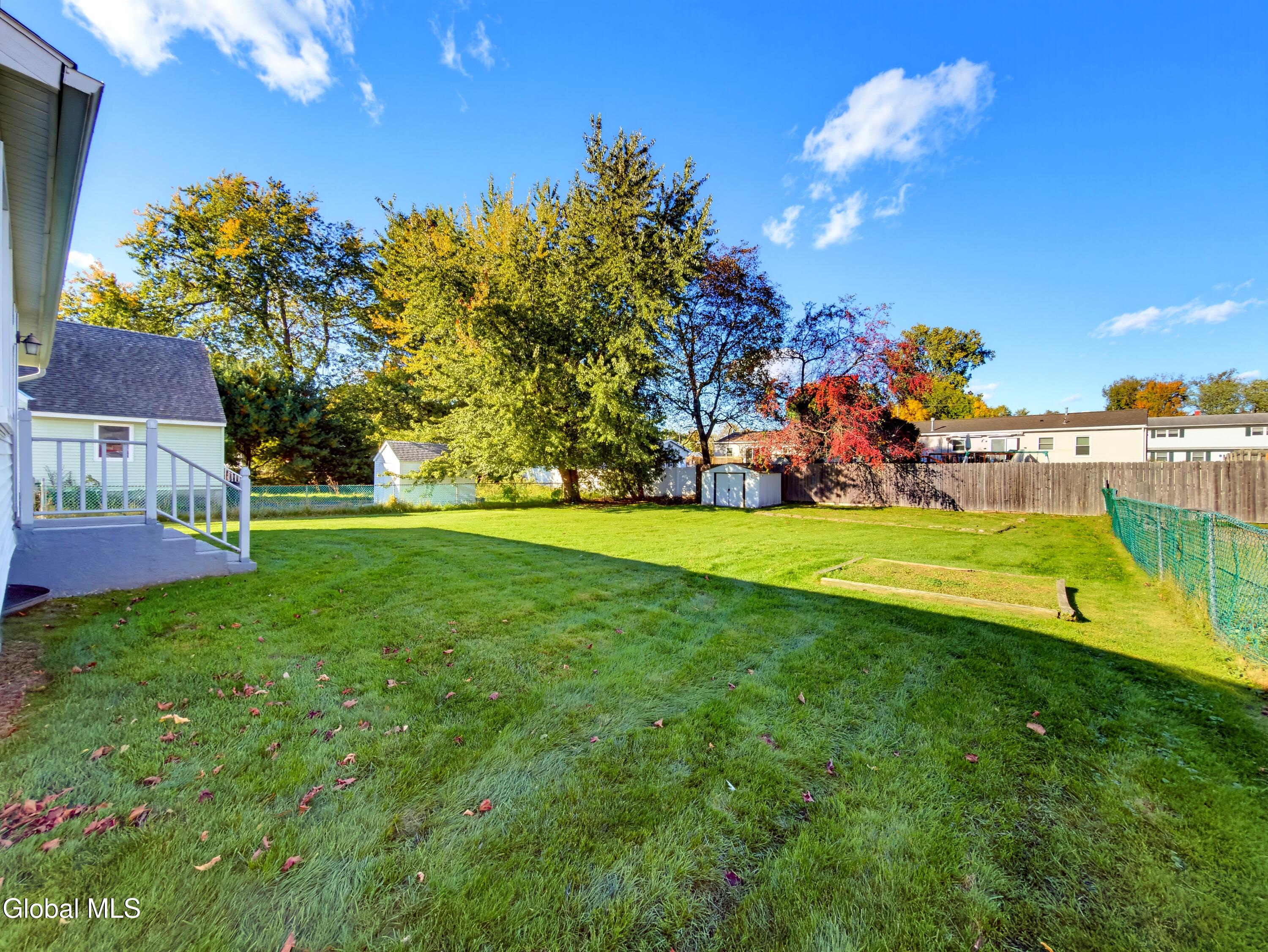11 Amelia Drive Schenectady NY 12309