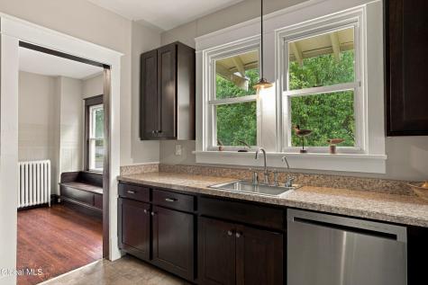 20 Cromer Avenue Schenectady NY 12304