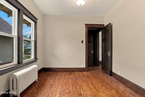 20 Cromer Avenue Schenectady NY 12304