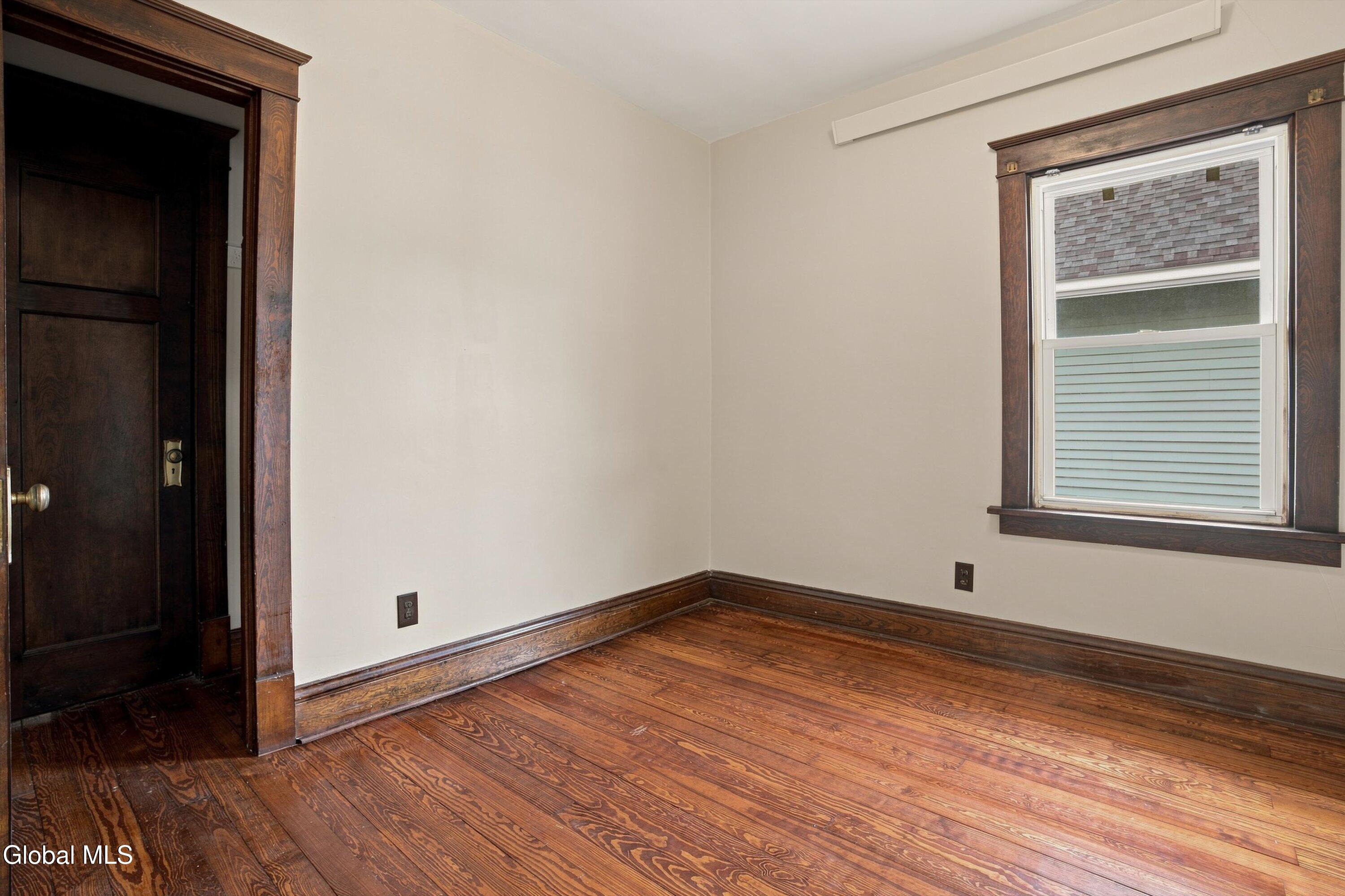 20 Cromer Avenue Schenectady NY 12304
