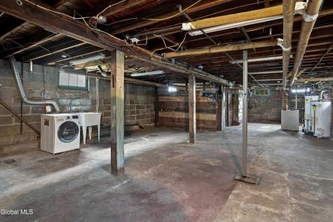 20 Cromer Avenue Schenectady NY 12304