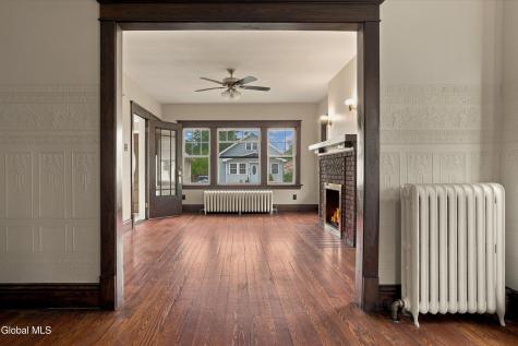 20 Cromer Avenue Schenectady NY 12304