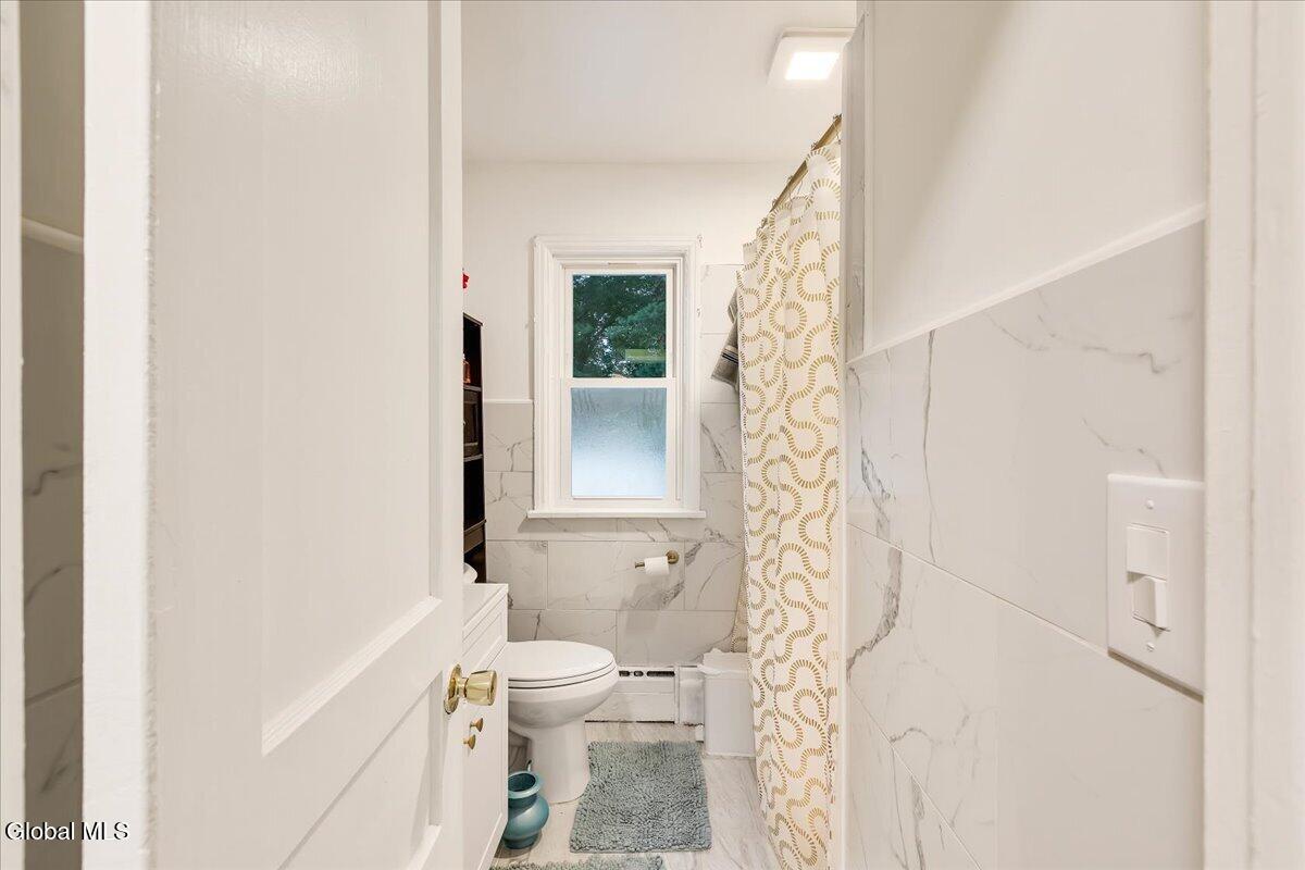 126 Osborne Road Colonie NY 12205