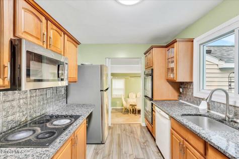 126 Osborne Road Colonie NY 12205