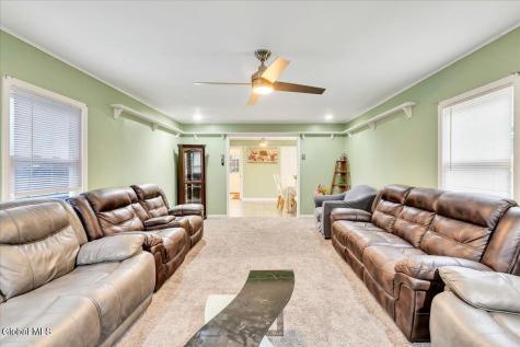 126 Osborne Road Colonie NY 12205